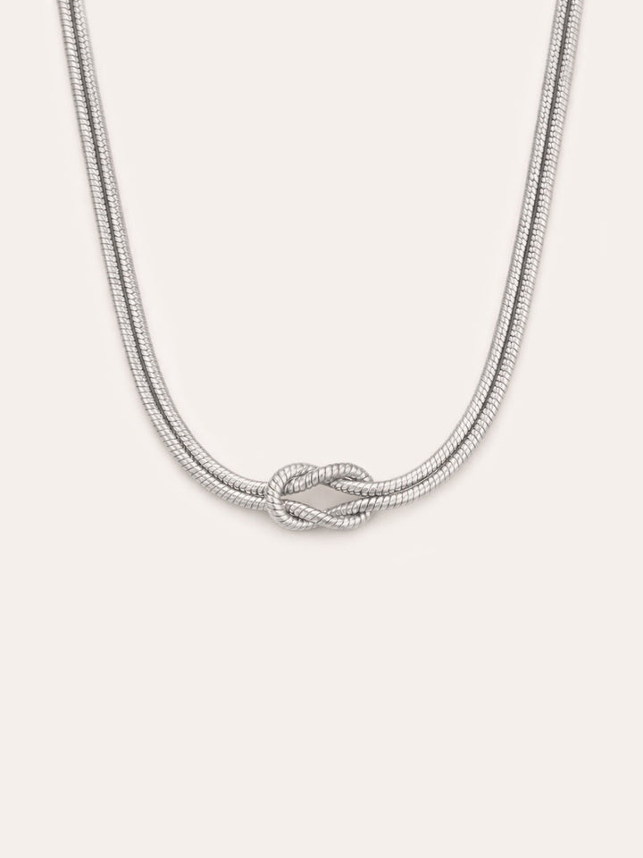 Nodo d’amore — collana con nodo